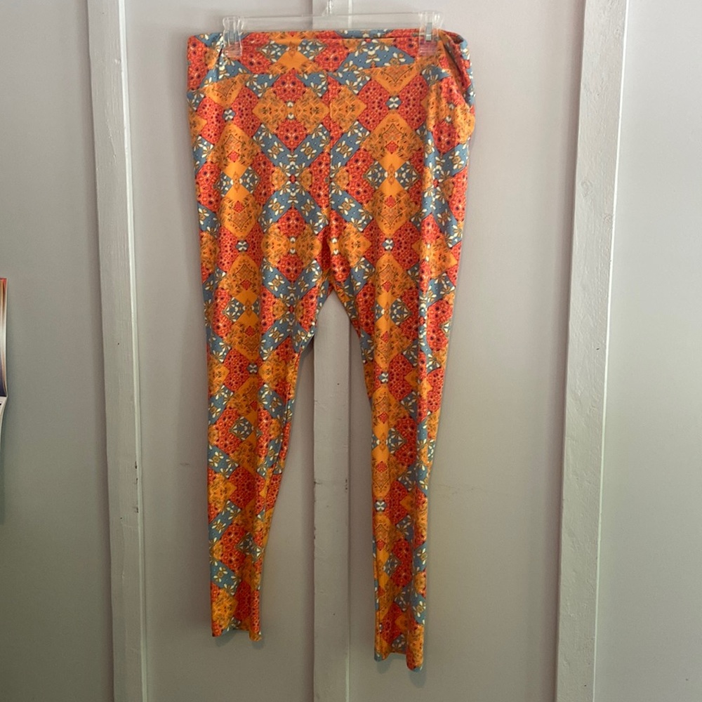 NWOT Lularoe leggings size TC2